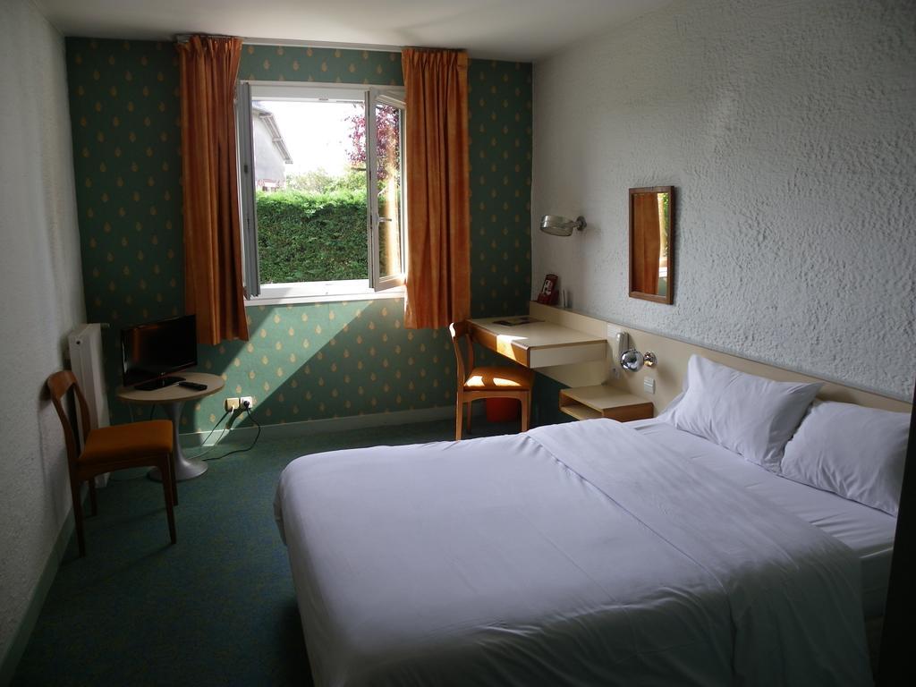 Hotel Logitel Saint-Doulchard Rum bild